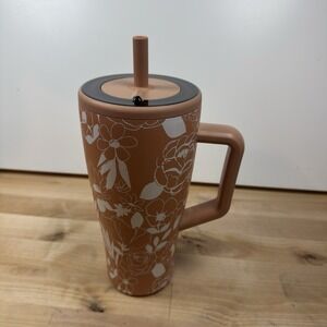 Brumate 30oz Era x HOLLEY GABRIELLE Sandstone Bloom Limited Edition Tumbler
